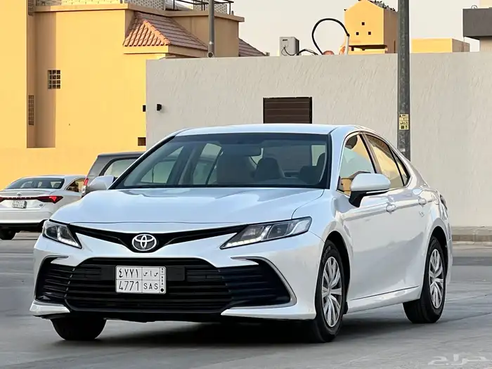 تويوتا كامري 2021 ستاندر 2