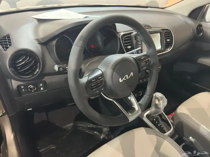 كيا بيجاس فل كامل فتحه سقف 2026 ابيض و بيج 10