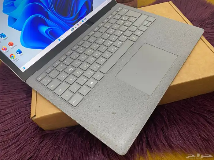 مايكروسوفت سيرفيس لابتوب شاشه لمس كورi5 8 جيجا رام 256 ssd 8