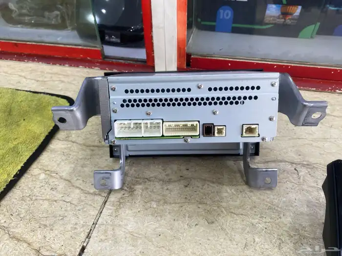 شاشة تويوتا لاندكروزر وتركب ع اغلب سيارات تويوتا 2025 2