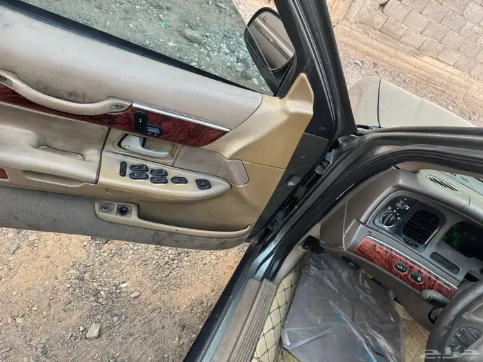 فورد قراند ماركيز موديل 2002 13