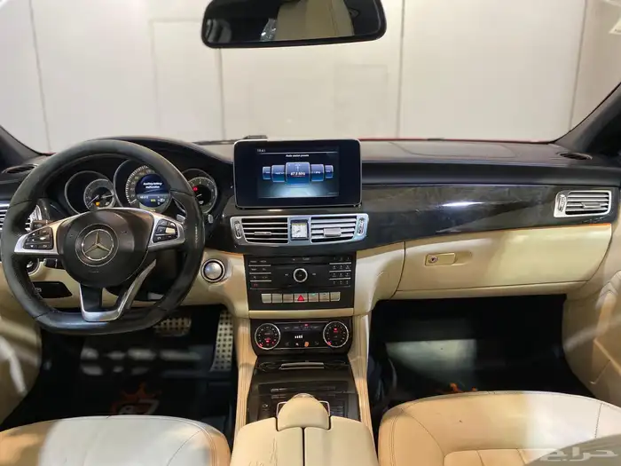 مرسيدس CLS400 2015 بحالة نظيفة 10