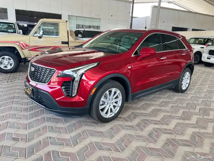 كاديلاك 2023   XT4 الجميح ماشي 24 الف قمة فالنظافة 2