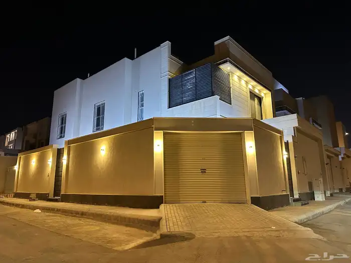 فيلا مؤثثة فاخره للاجار حي عكاظ الرياض قريبة من قاعدة الجوية 0