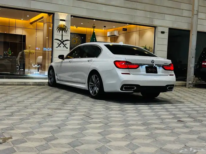 بي إم فل كامل 730 Li 4