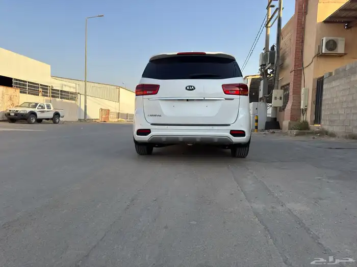 كرنفال2020 بدي ومحركات علي الشرط ماشي134 الف 3