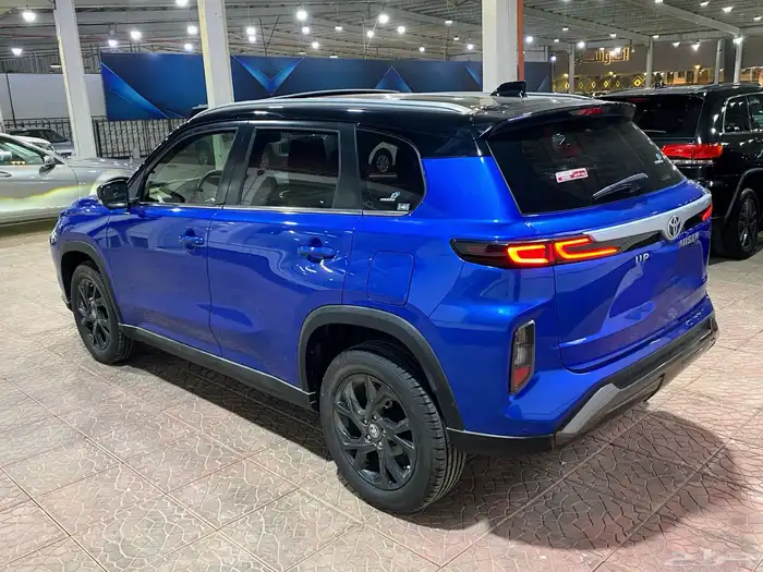 تويوتا أوربان2024 3