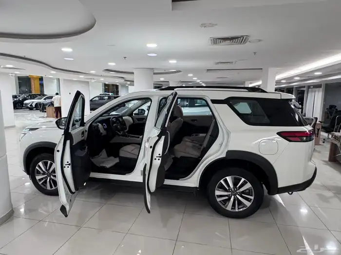 نيسان باثفندر S دبل موديل 2022 7