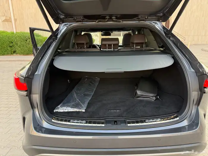 لكزس RX350 H 2023 وارد سعودي بالضمان 27