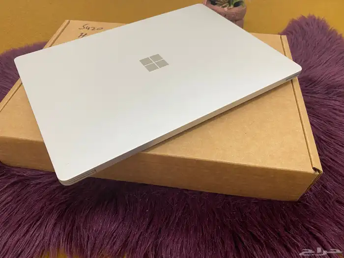 مايكروسوفت سيرفيس لابتوب شاشه لمس كورi5 8 جيجا رام 256 ssd 17