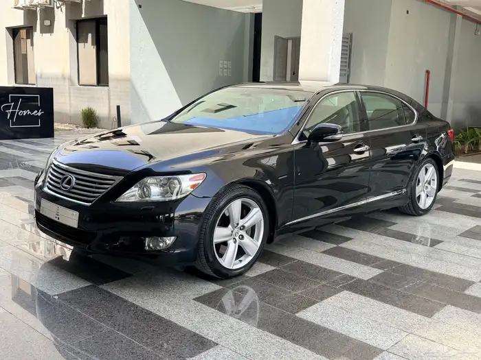 لكزس LS460L مديل 2012 اسود 0