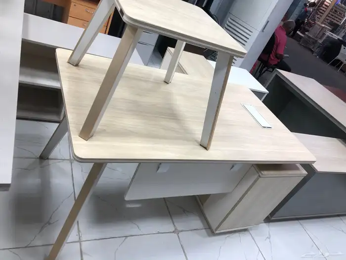 اثاث مكتبي مستعمل 0