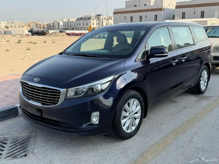للبيع كيا كرنيفال 2018 V6 0
