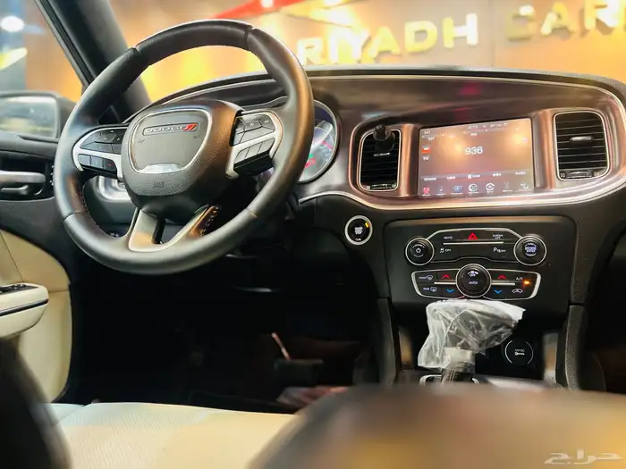 دودج تشارجر 2018 V6 فل كامل ( بحاله ممتازه) 16