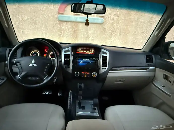 باجيرو 2020 GLS نص فل 27