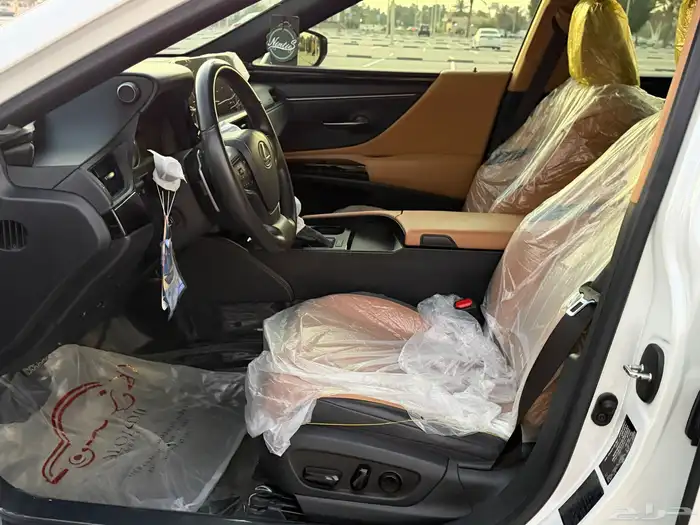 لكزس ES250 2023 فئه AA استاندر 34