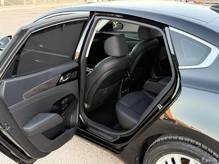 كيا K7 2020 نص فل بطاقة جمركية 12