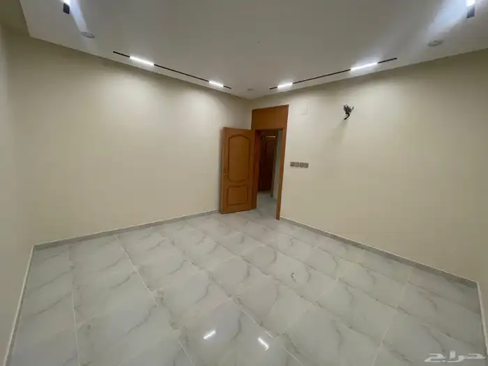 شقق للبيع حي البوادي 430 الف ريال 1
