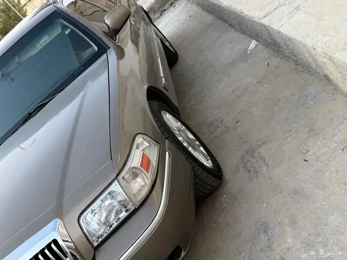 فورد ماركيز 2006فحص واستماره جديد لونه ذهبي مروشوش رش كامل 5