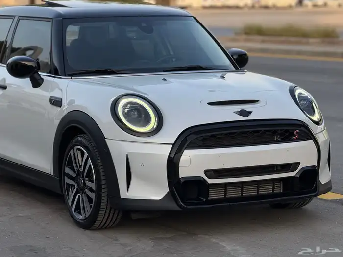 ميني كوبر 2023 S على الضمان 1