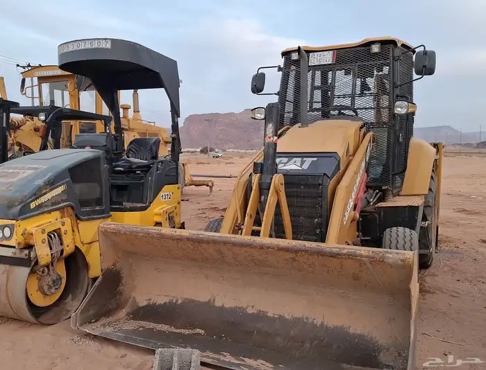 للإيجار حفار جي سي بي JCB يومي وشهري 2