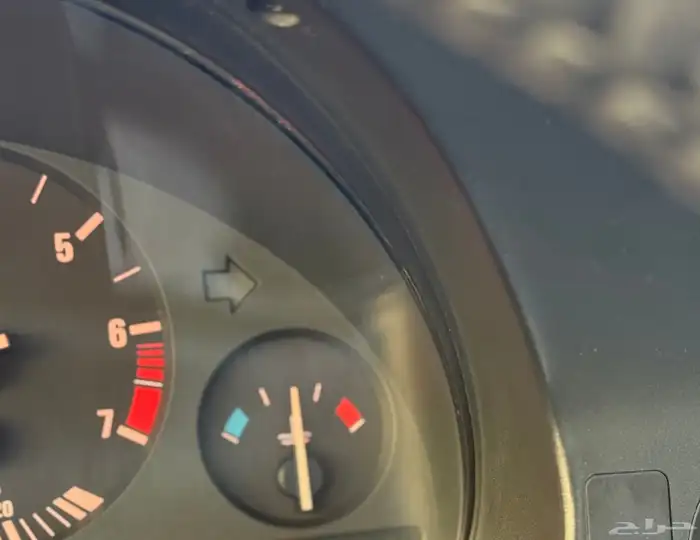 بي ام دبليو الفئة الخامسة 525i فل كامل 2003 52