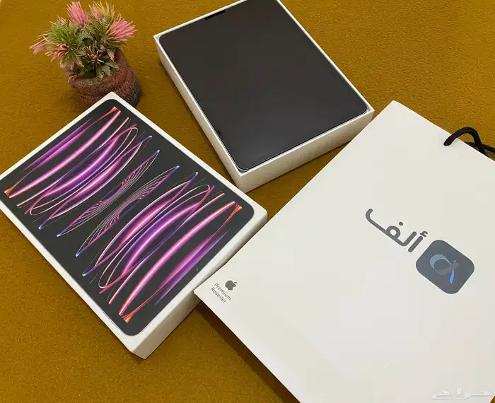 ايباد برو M2 واي فاي وشريحه 11 انش نفس الجديد 17