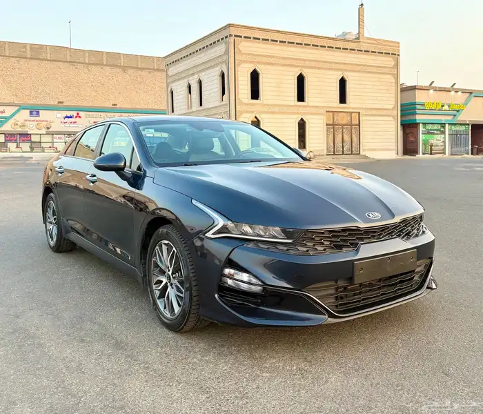 كيا K5 فل بدون بنورما 2021 بحالة الوكاله للبيع 7