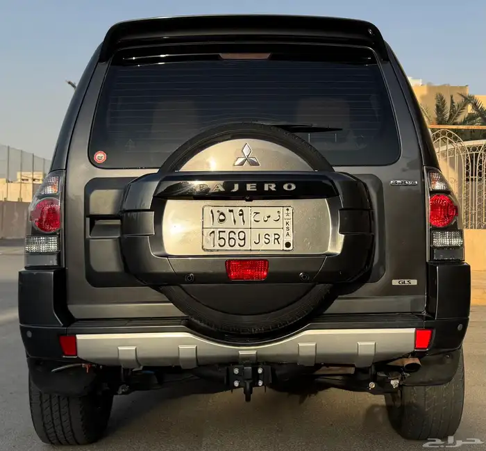 للبيع باجيرو 2016 فل 3800 مجهز للبر بالكامل 7