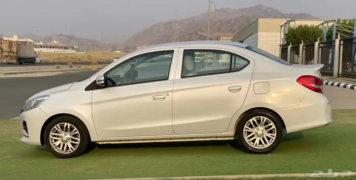 ميتسوبيشي اتراج 2022 ممشي 95 بدي بلد فل 4