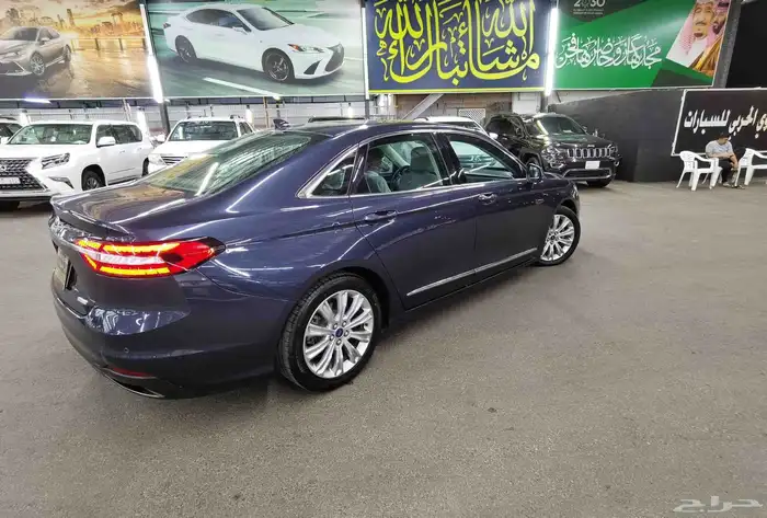 فورد تورس الموديل 2022 8