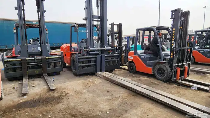 رافعه شوكيه للايجار رافعات شوكيه فوركلفت fotklift for rent ا 2