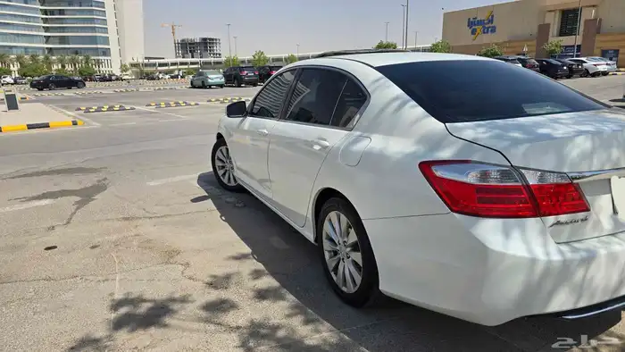 هوندا أكورد 2013 2