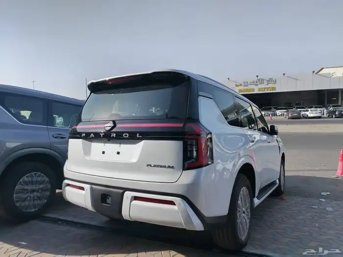 نيسان باترول بلاتينيوم V6 تنفس طبيعي موديل 2025 سعودي 3