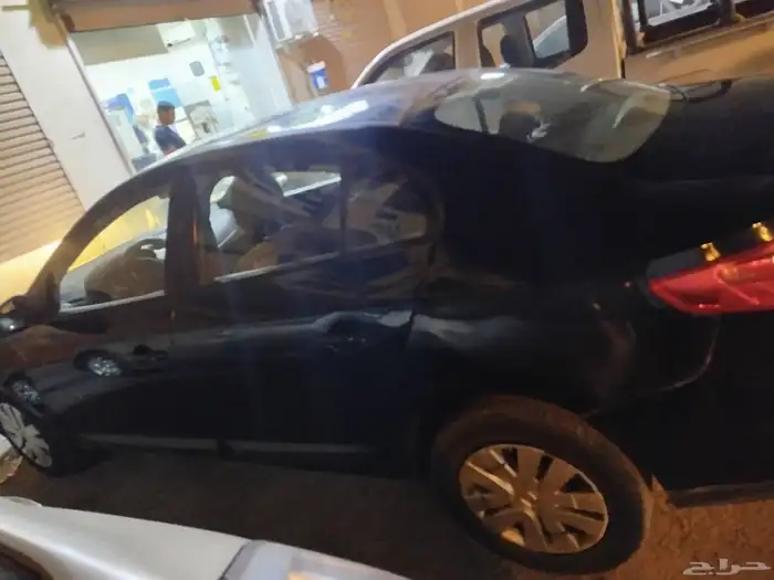 Renault Fluence 2014  neat condition  Fahas   istemara ready 4