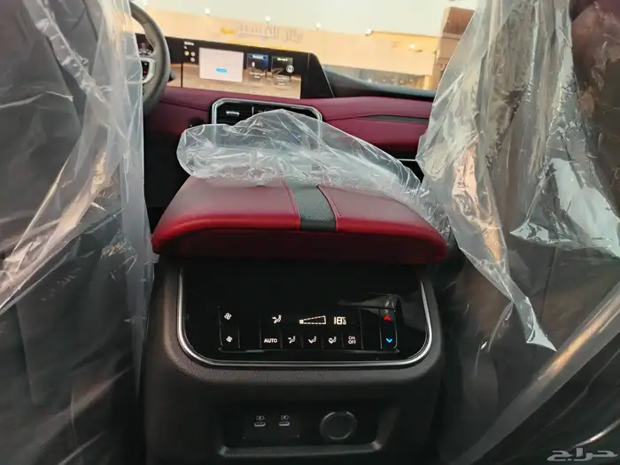 نيسان باترول بلاتينيوم V6 تنفس طبيعي موديل 2025 سعودي 12