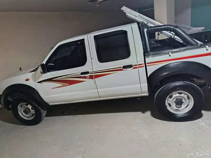 نيسان بيكب 2015. 3