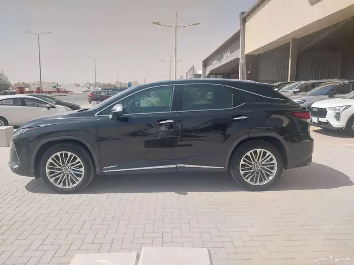 للبيع لكزس RX450hموديل 2022 1