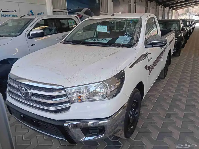 تويوتا هايلوكس غماره بنزين موديل 2025 5