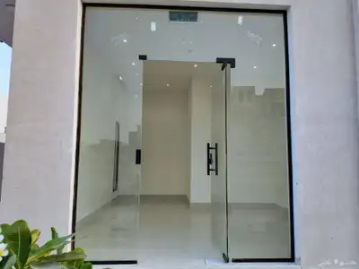 فرصه محلات للايجار فى المهديه على شارع 40 بسعر 15 الف index