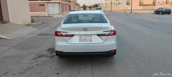 تويوتا كامري 2025 4