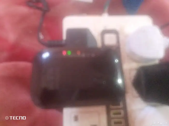 هذا الجهاز الظاهر في الصورة هو موس ع إشارة واي فاي (Wi-Fi Ra 0