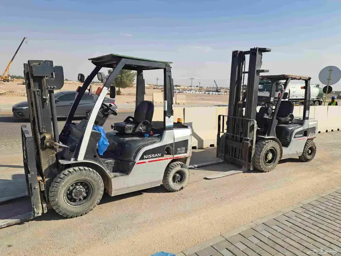 فوركلفت رافعه شوكيه للايجار 2