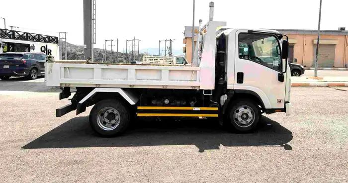 قلاب ايسوزو Isuzu tipper 4