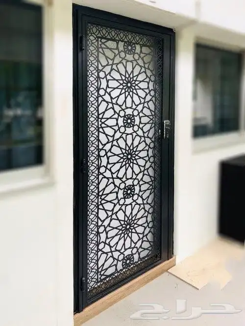 زجاج سكريت واجهات مكاتب درابزينات شاورات والمنيوم 8