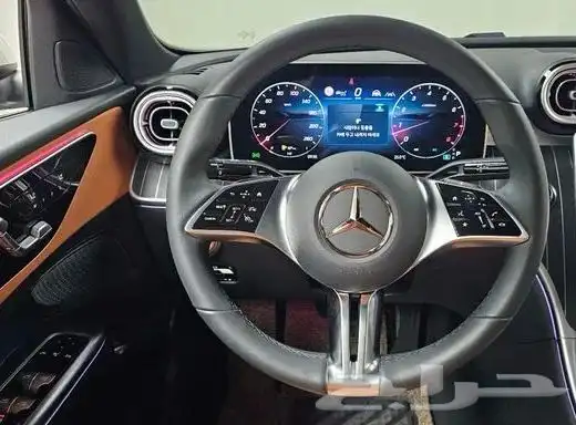 2025  Mercedes C-Class W206C200 Avant-garde 4