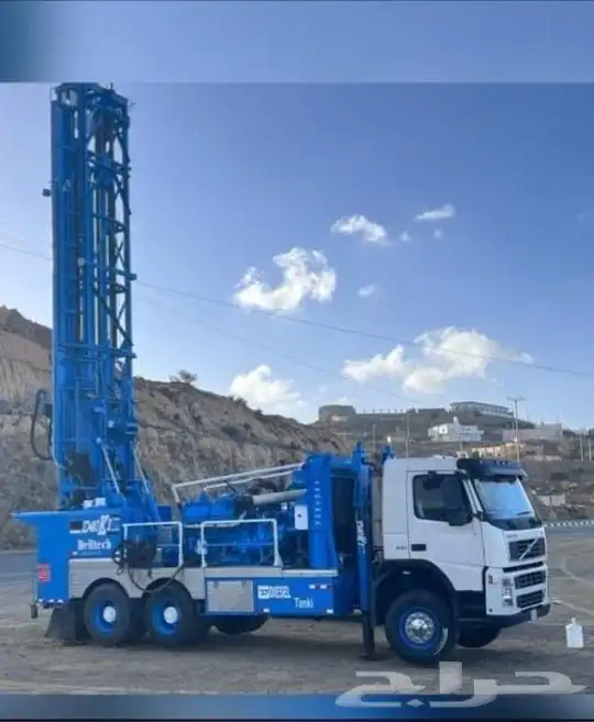 حفار آبار ارتوازي 0