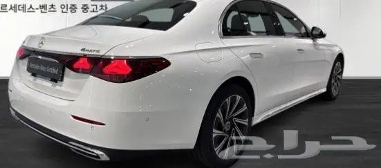 E-class E300 (بنزين) 2025 3
