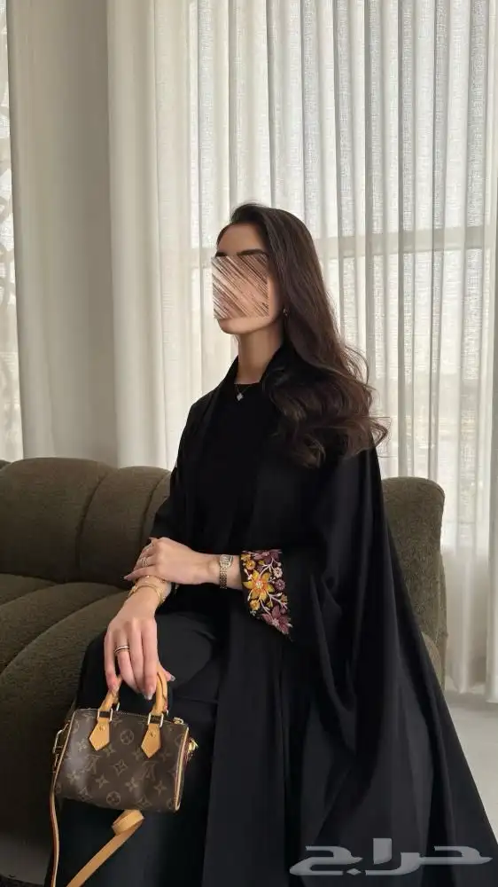 عباية من lovely abaya مقاس 54 0