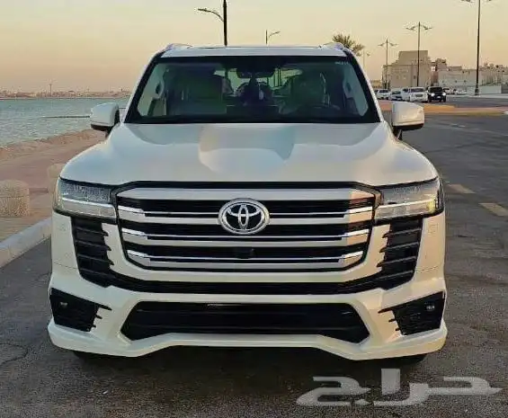 عرض غير. تويوتا لاندكروزر (2024) GXR سعودي عبداللطيف جميل.. 3